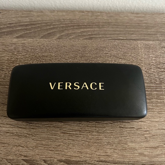 Versace cat eye sunglasses - Picture 11 of 13